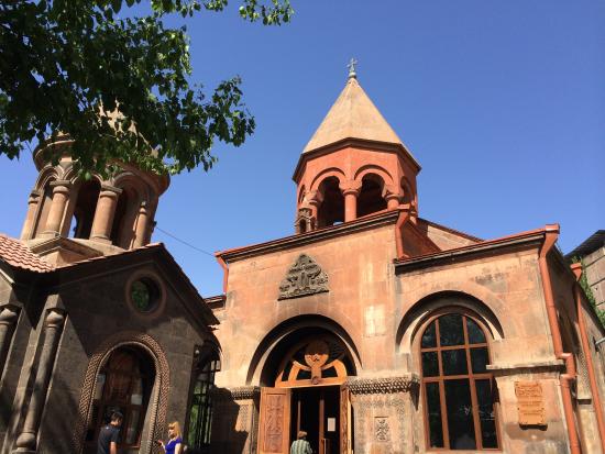 کلیسای سنت آستواتساتین نورک ایروان