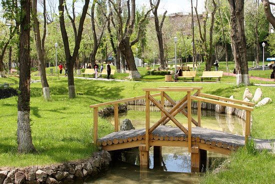 پارک عشاق ایروان، ارمنستان
